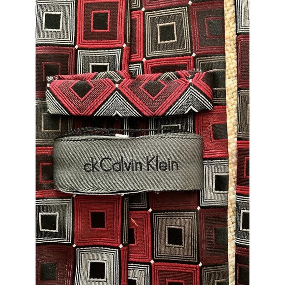 Men's Calvin Klein Silk Business Tie Ruby Red  Grey Black Geometric Blocks - Picture 5 of 8
